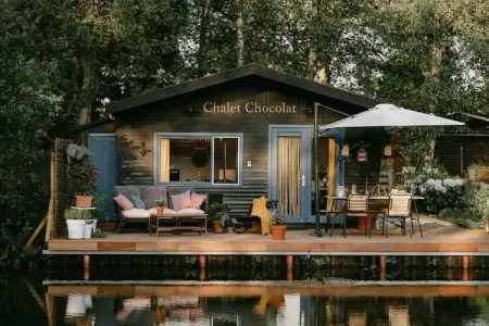 Chalet Chocolat, Le très cosy Chalet Chocolat est situé au bord de l'eau - Photo 5