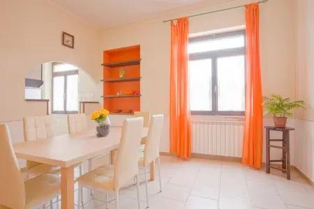 Green Eden, Maison de vacances ensoleillée à Santa Maria avec piscine privée - Photo 2