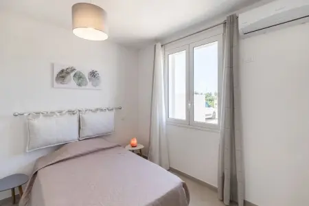 La casa di Isotta, Élégante maison de vacances à Locogrande avec jardin - Photo 13