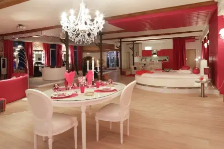 Le baiser d'Angeli, Loft de Luxe avec jacuzzi, sauna infrarouge et ambiance extraordinaire! - Photo 12