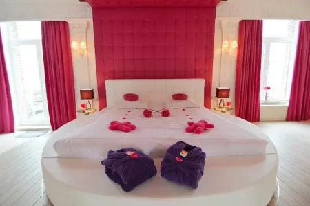 Le baiser d'Angeli, Loft de Luxe avec jacuzzi, sauna infrarouge et ambiance extraordinaire! - Photo 18