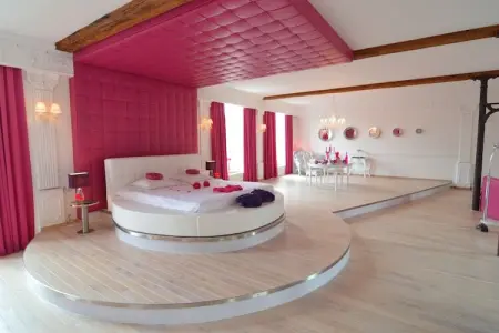 Le baiser d'Angeli, Loft de Luxe avec jacuzzi, sauna infrarouge et ambiance extraordinaire! - Photo 20