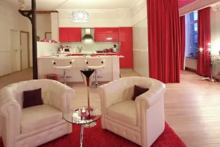 Le baiser d'Angeli, Loft de Luxe avec jacuzzi, sauna infrarouge et ambiance extraordinaire! - Photo 38