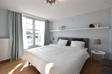 SeaLoft, Appartement lumineux avec terrasse de toit sur un parc de petite taille proche de la plage - Photo 3