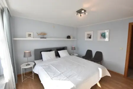 SeaLoft, Appartement lumineux avec terrasse de toit sur un parc de petite taille proche de la plage - Photo 16