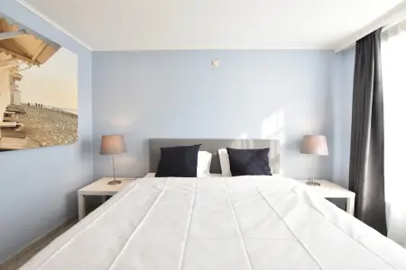 SeaLoft, Appartement lumineux avec terrasse de toit sur un parc de petite taille proche de la plage - Photo 18