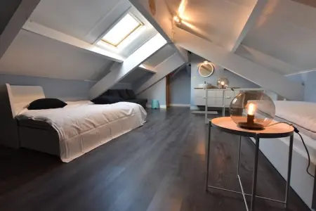 SeaLoft, Appartement lumineux avec terrasse de toit sur un parc de petite taille proche de la plage - Photo 22