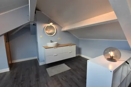 SeaLoft, Appartement lumineux avec terrasse de toit sur un parc de petite taille proche de la plage - Photo 23