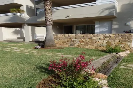 Green Paradise, Appartement dans une belle urbanisation fermée avec un beau café en plein air et une piscine - Photo 18