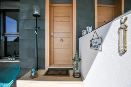 Stella Maris, Parterre de fleurs de bon goût moderne avec piscine privée à 100 mètres de la plage située - Photo 6