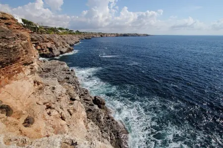 Stella Maris, Parterre de fleurs de bon goût moderne avec piscine privée à 100 mètres de la plage située - Photo 17