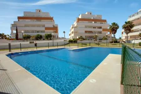 Lovely Apartment with swimming pool, Appartement 4 personnes à Roquetas de Mar - Photo 1