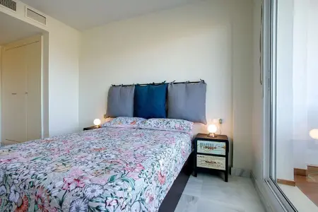 Lovely Apartment with swimming pool, Appartement 4 personnes à Roquetas de Mar - Photo 5