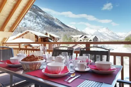 Résidence Aquisana 1, Appartement neuf avec piscine intérieure à proximité des remontées mécaniques de Serre-Chevalier - Photo 12