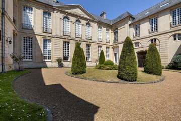 Location Appartement à Bayeux,Moderne Appartement dans un Ancien Hôtel particulier à Bayeux - N°875143