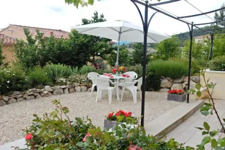 Studio - MONTBRUN-LES-BAINS, Studio dans villa provençale avec vue du Mont Ventoux - Photo 18