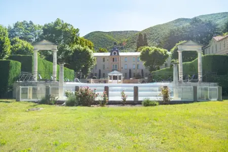 Au château près du Ventoux I, Studio au Château avec piscin eavec des spas et vue sur le mont Ventoux. - Photo 7