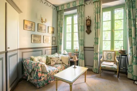 Au château près du Ventoux I, Studio au Château avec piscin eavec des spas et vue sur le mont Ventoux. - Photo 11