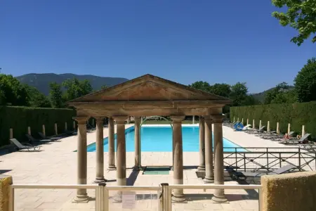 Au château près du Ventoux V, Deux Studios avec piscine, dans parc près des spas et vue sur le mont Ventoux. - Photo 14