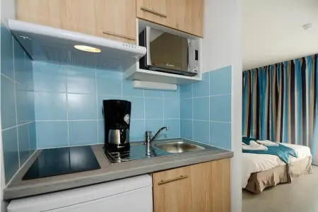 Appart'hôtel Prestige Nakâra 6, Appartement moderne et confortable situé à la plage de sable de Rochelongue - Photo 3