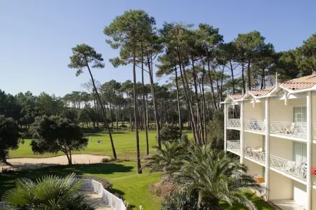 Résidence du Golf 9, Bel appartement avec vue sur le golf, piscine - Photo 8