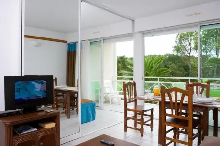 Les Appartements de Moliets 3, Appartements bien aménagés au sein d'une résidence à Moliets. - Photo 3