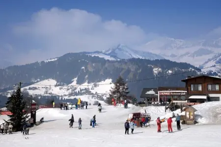 Résidence Le Village 2, Appartements dans une belle résidence avec piscine, à 300m à peine des pistes - Photo 28