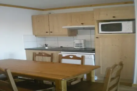 Résidence Les Belles Roches 3, Appartement dans une belle résidence avec piscine et sauna dans un village authentique - Photo 3