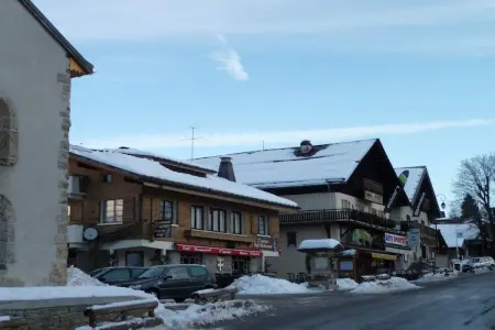 Résidence Les Belles Roches 3, Appartement dans une belle résidence avec piscine et sauna dans un village authentique - Photo 25