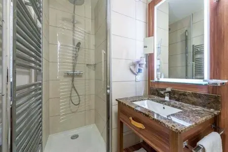 Appart'Hotel Eden 2, Les suites élégantes et spacieuses, sur les pentes à Arc 1800; Paradiski - Photo 16