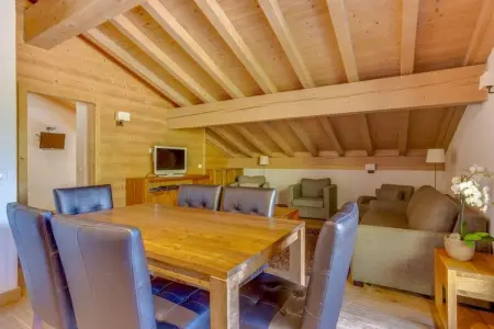 Resort les Portes du Mont Blanc 6, Confortables appartements dans une luxueuse résidence avec un centre de bien-être et la piscine - Photo 2