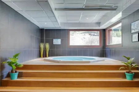 Resort les Portes du Mont Blanc 6, Confortables appartements dans une luxueuse résidence avec un centre de bien-être et la piscine - Photo 3