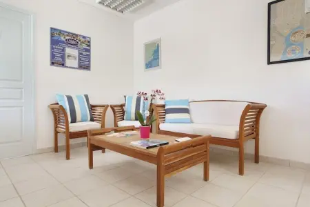 Domaine des Eucalyptus 1, Appartement net et coloré pour 4-7 personnes, dans bel station de Saint-Aygulf - Photo 10