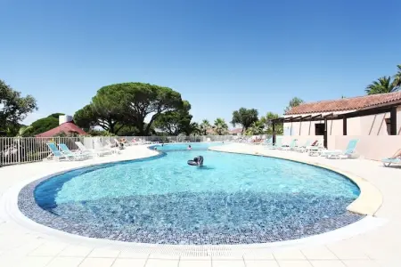 Domaine des Eucalyptus 1, Appartement net et coloré pour 4-7 personnes, dans bel station de Saint-Aygulf - Photo 18