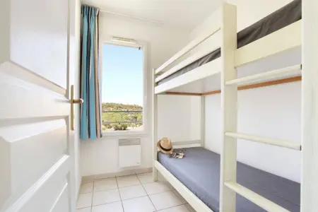 Domaine des Eucalyptus  2, Bel appartement pour 6-9 personnes pour des motifs de couleurs vives résidence Saint-Aygulf - Photo 13