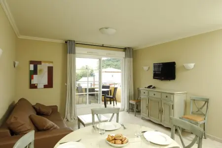 Domaine de Camiole Callian 4, Villa de luxe composée de plusieurs appartements avec piscine et spa communs - Photo 4