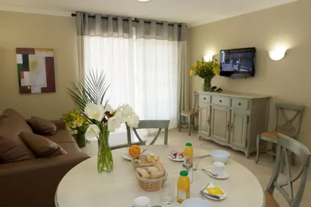 Domaine de Camiole Callian 4, Villa de luxe composée de plusieurs appartements avec piscine et spa communs - Photo 6