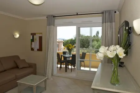 Domaine de Camiole Callian 4, Villa de luxe composée de plusieurs appartements avec piscine et spa communs - Photo 8