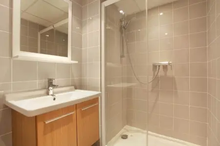 Les 4 Soleils 3, Village de vacances rural avec piscine près de Bonnieux dans le Luberon - Photo 12