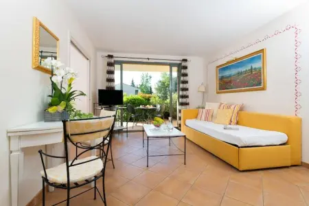 Résidence Provence Country Club 3, appartement avec vue directe sur le golf - Photo 1