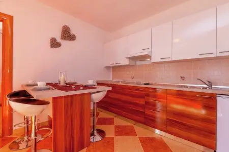 Villa Oleandar 3, Charmant appartement avec terrasse et vue sur la mer 300m  distance de la plage! - Photo 7