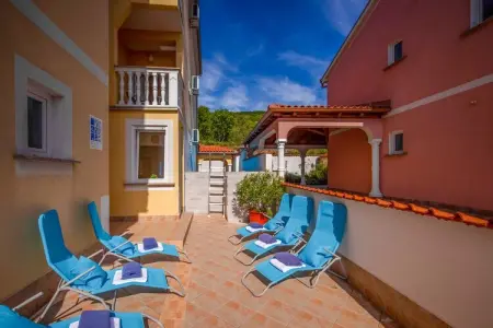 Villa Oleandar 3, Charmant appartement avec terrasse et vue sur la mer 300m  distance de la plage! - Photo 18