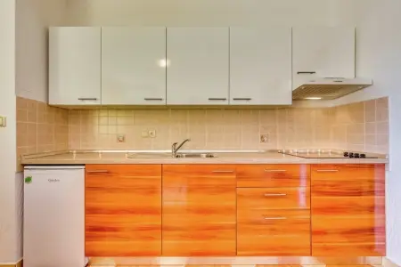 Villa Oleandar 4, Grand appartement avec belle terrasse et vue sur la mer,300m distance de la mer! - Photo 3