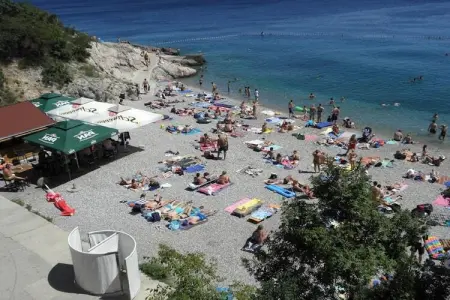 Apartment Biondic 2, Adorable appartement avec piscine pour usage et terrasse avec vue sur la mer! - Photo 31