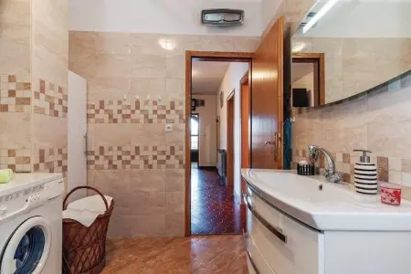 Apartment Josip, Appartement spacieux au premier étage avec piscine privée, jolie terrasse couverte - Photo 21