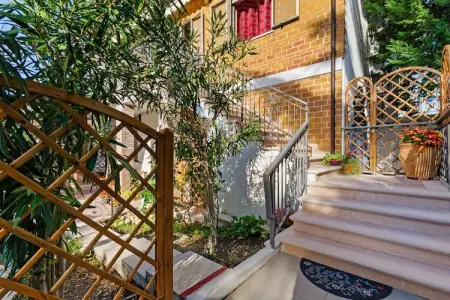 Casa Marinella Destra, Maison dans un village médiéval dans les collines, à seulement 15km de la mer - Photo 8