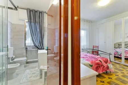 Casa Marinella Destra, Maison dans un village médiéval dans les collines, à seulement 15km de la mer - Photo 22