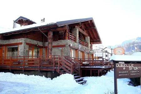 Chalet Antey Penta, Le chalet se trouve dans un quartier calme et ensoleillée de Antey Saint-André. - Photo 25