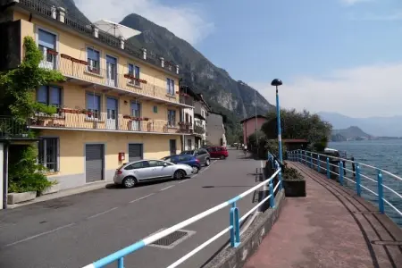 Maison Jaune, Appartement lumineux et élégant avec grande terrasse et vue sur le lac - Photo 10