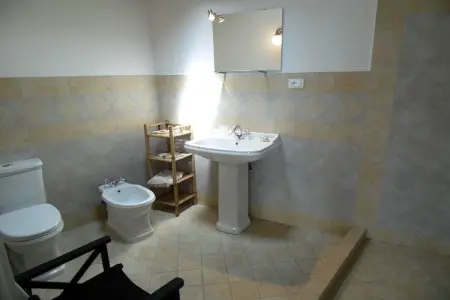 Maison Jaune, Appartement lumineux et élégant avec grande terrasse et vue sur le lac - Photo 23